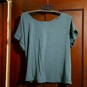 CAbi Groove tee -small- NWOT